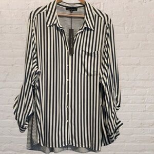 Jane + Delancey Button-Up w/ button back Shirt Size 2X navy Blue white Stripe